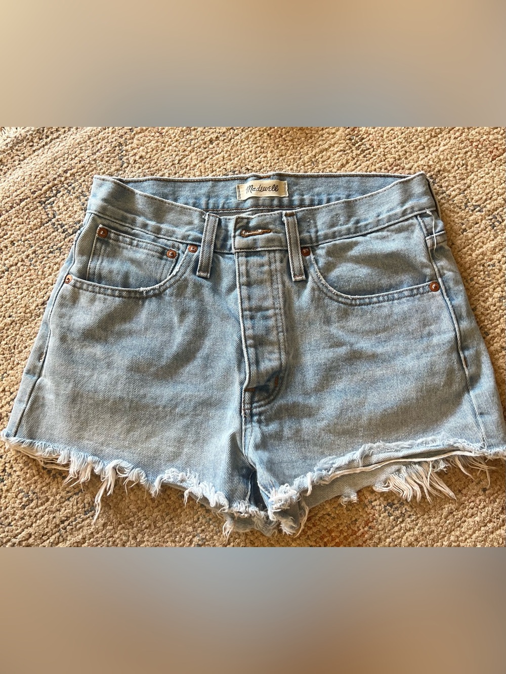 Madewell Relaxed Denim Shorts Size 25 Light Wash Distressed Raw Hem Button Fly